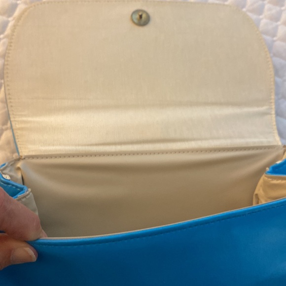 Turquoise Vintage Clutch with Snap Closure - Picture 7 of 9